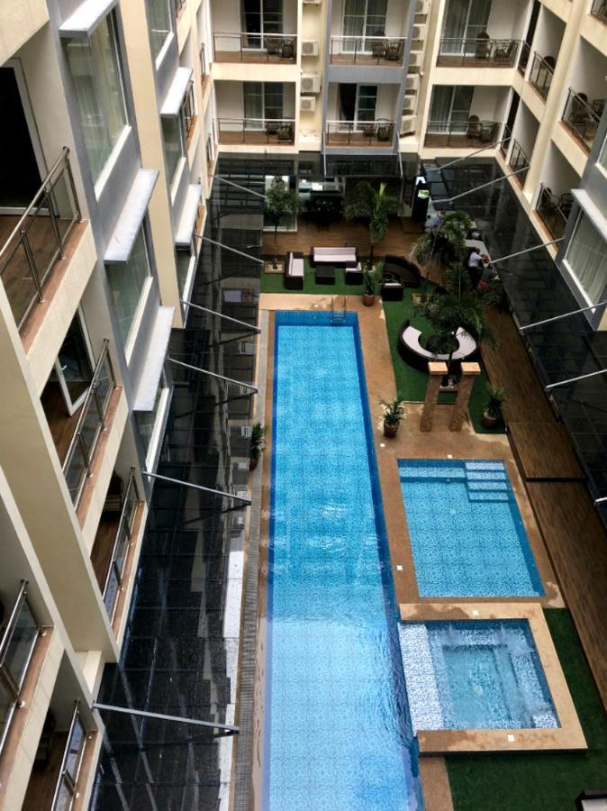 Amazing condo in premier La Grande tower Angeles Buitenkant foto
